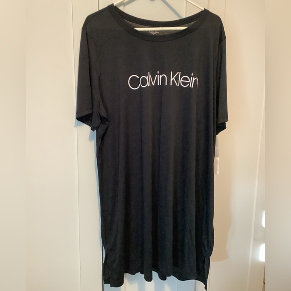 Calvin Klein Other - Calvin Klein Night Shirt